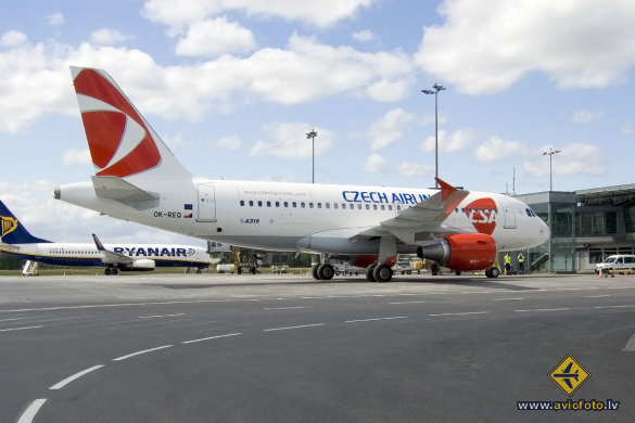Airbus A319-112