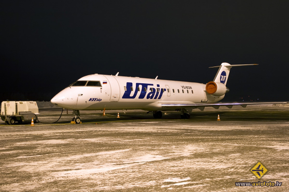 Bombardier CRJ-200LR (CL-600-2B19)