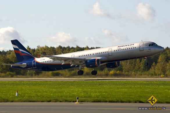 Airbus A321-211