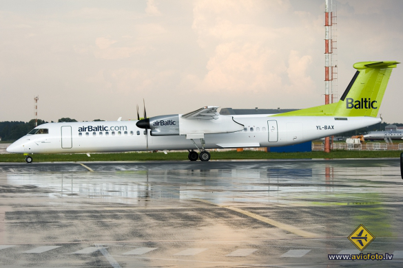 Bombardier DHC-8-402 Q400