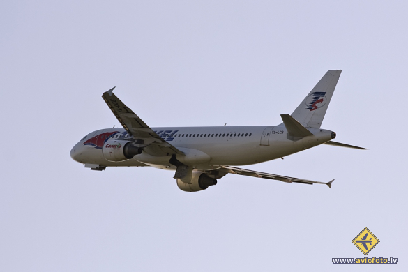 Airbus A320-211