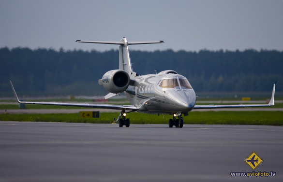 Learjet 60