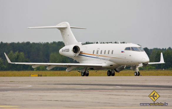 Bombardier Challenger 300 (BD-100-1A10)