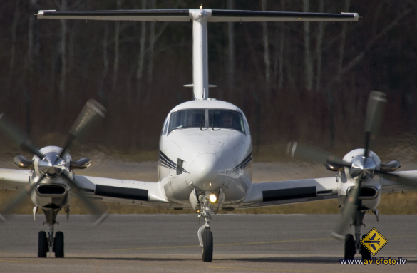 Beech Super King Air 300