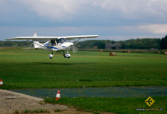 Ikarus C42