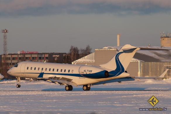 Bombardier Global Express (BD-700-1A10)