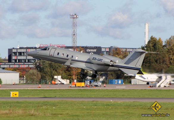 Learjet 60