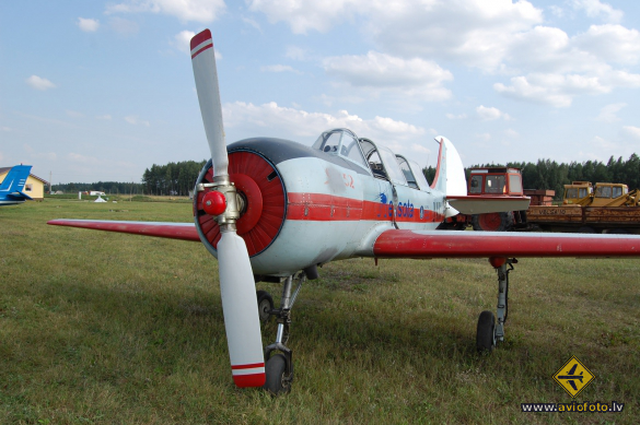 Yakovlev Yak-52