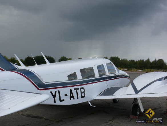Piper PA-34-200 Seneca