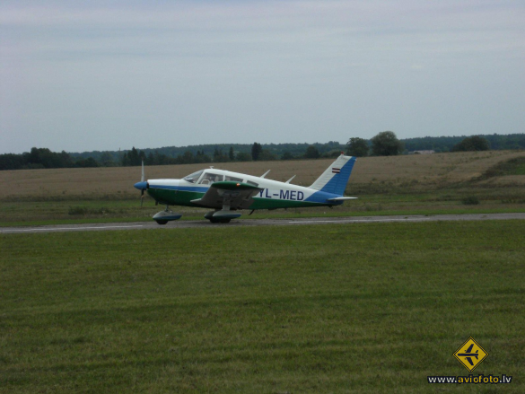 Piper PA-28-235
