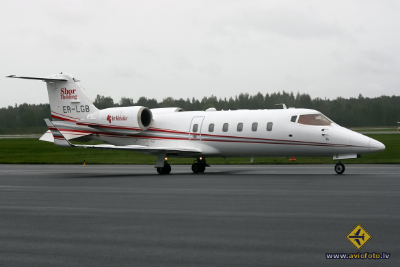 Learjet 60