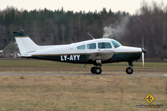 Beechcraft B23 Musketeer