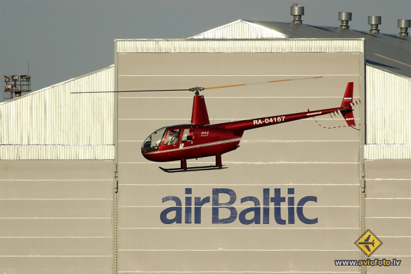 Robinson R-44 Raven II