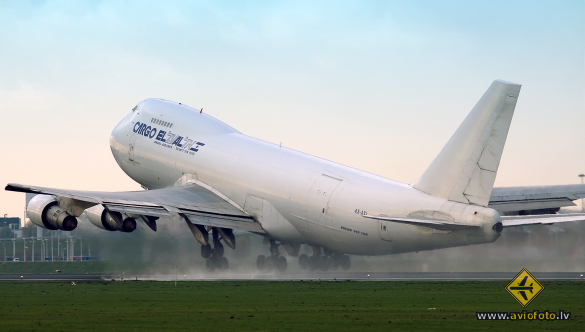 Boeing 747-245F/SCD