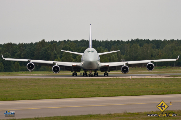 Boeing 747-428M(BCF)