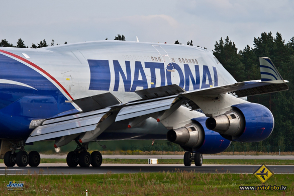 Boeing 747-428M(BCF)