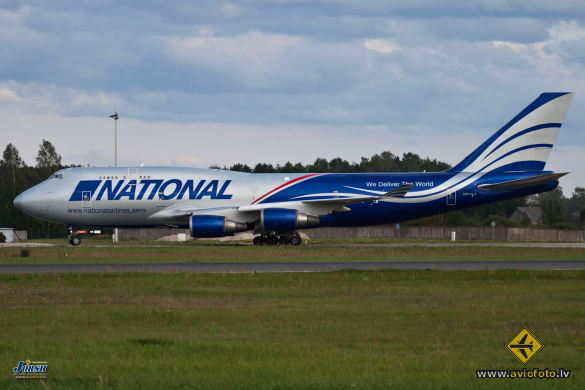Boeing 747-428M(BCF)