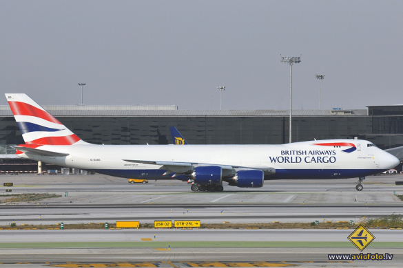 Boeing 747-87UF