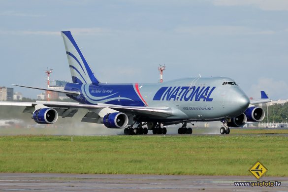 Boeing 747-428M(BCF)