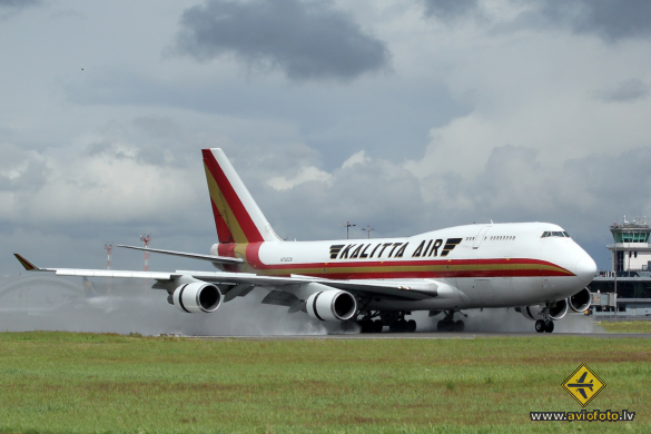 Boeing 747-446(BCF)