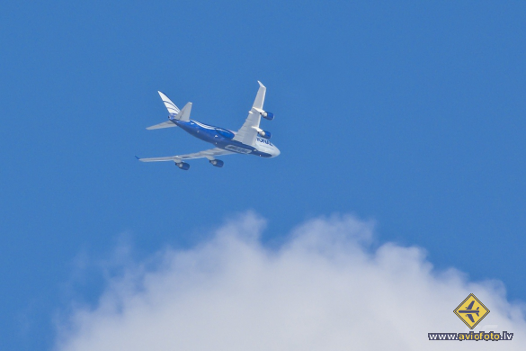 Boeing 747-428M(BCF)