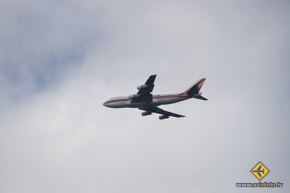 Boeing 747-222B(SF)