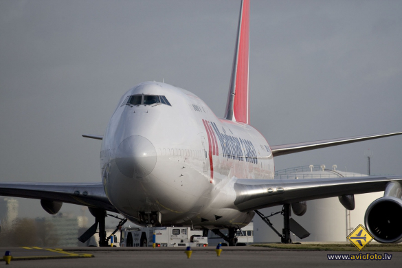 Boeing 747-412(BCF)