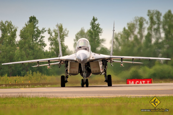 Mikoyan-Gurevich MiG-29A (9-12A)