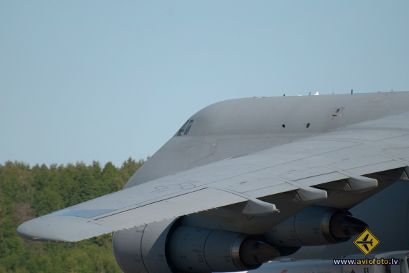 Lockheed C-5A Galaxy (L-500)