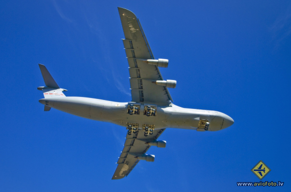 Lockheed C-5A Galaxy (L-500)
