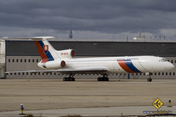 Tupolev Tu-154M