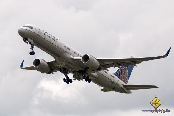 Boeing 757-224