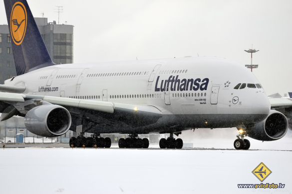 Airbus A380-841