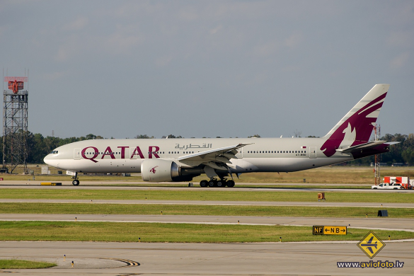 Boeing 777-2DZ/LR