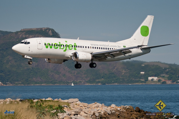 Boeing 737-33A