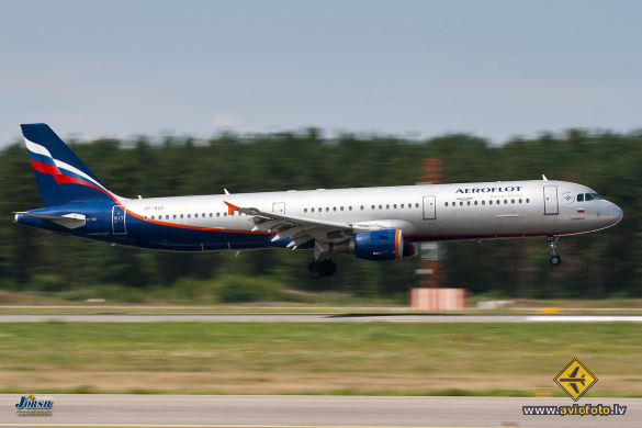 Airbus A321-211