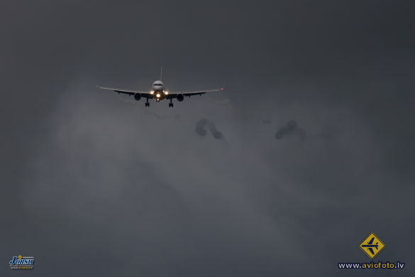 Boeing 757-256