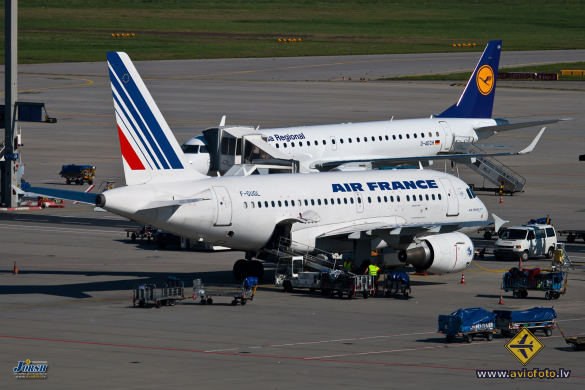 Airbus A318-111