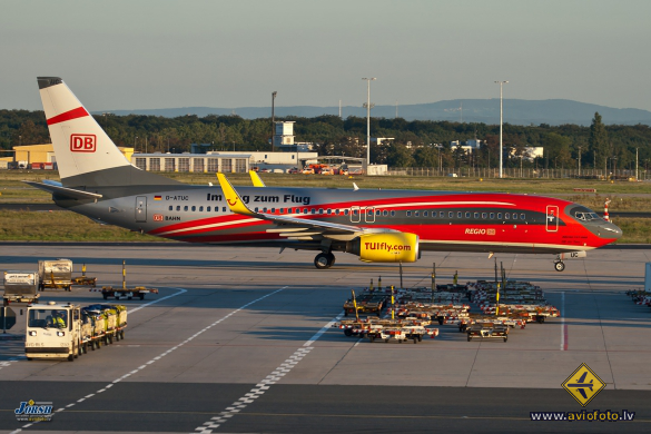 Boeing 737-8K5