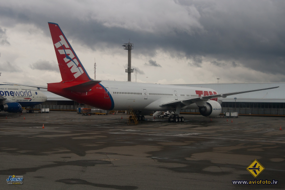 Boeing 777-32W/ER