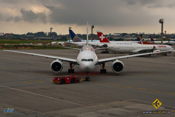 Boeing 777-243/ER