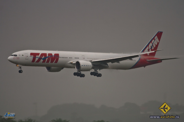 Boeing 777-32W/ER