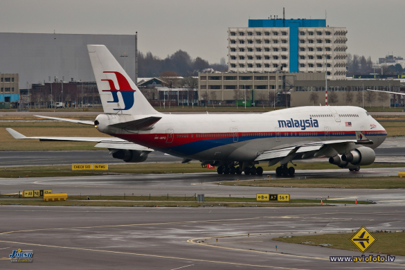 Boeing 747-4H6