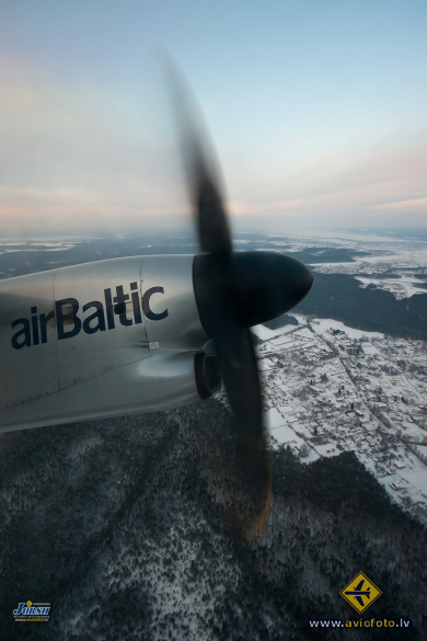 Bombardier DHC-8-402 Q400