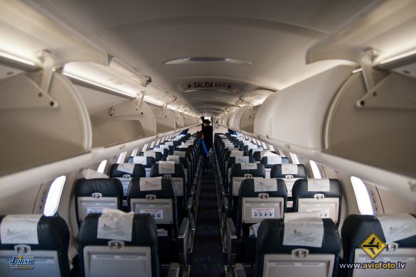 Bombardier CRJ-1000ER NG (CL-600-2E25)