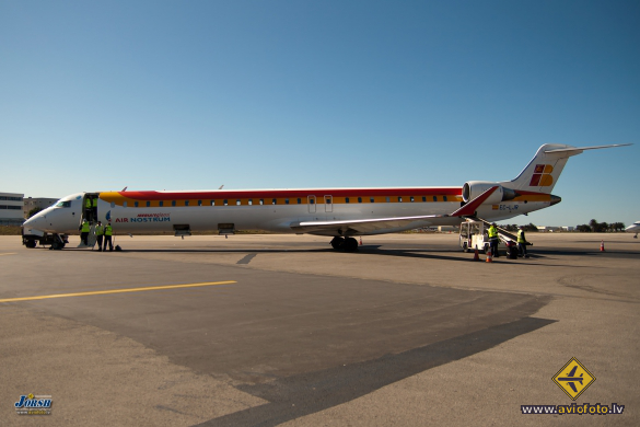 Bombardier CRJ-1000ER NG (CL-600-2E25)