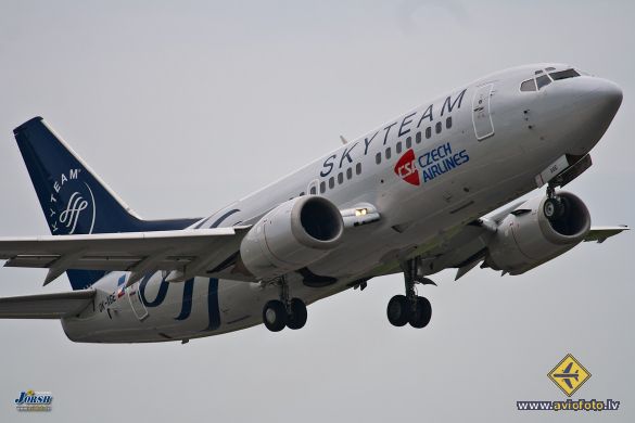 Boeing 737-55S