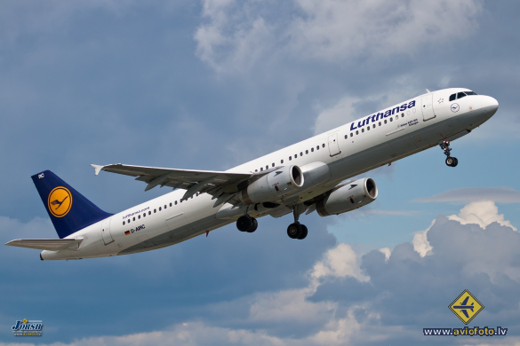Airbus A321-131
