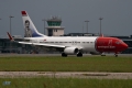 Boeing 737-8JP