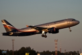 Airbus A320-214
